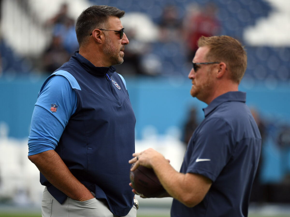 Titans’ Mike Vrabel has laughably low standards for Todd Downing