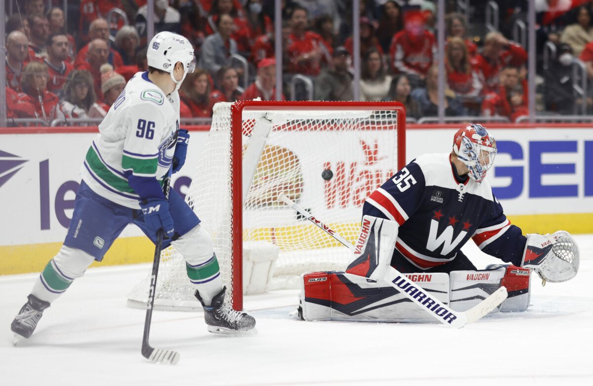 Washington Capitals at Vancouver Canucks odds, picks and predictions