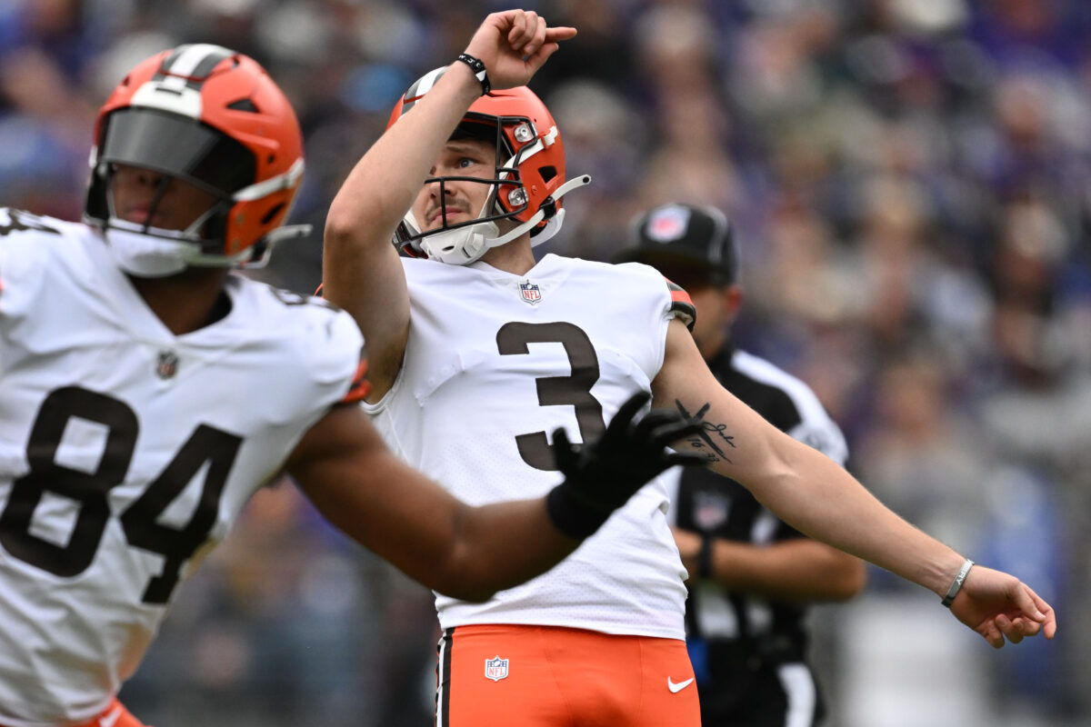 What uniform combos will Browns, Bills be wearing in Detroit?