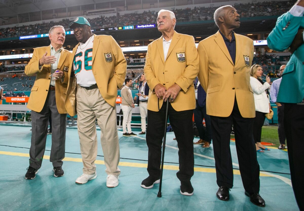 Dolphins legend Larry Csonka celebrates previously-undefeated Eagles’ loss