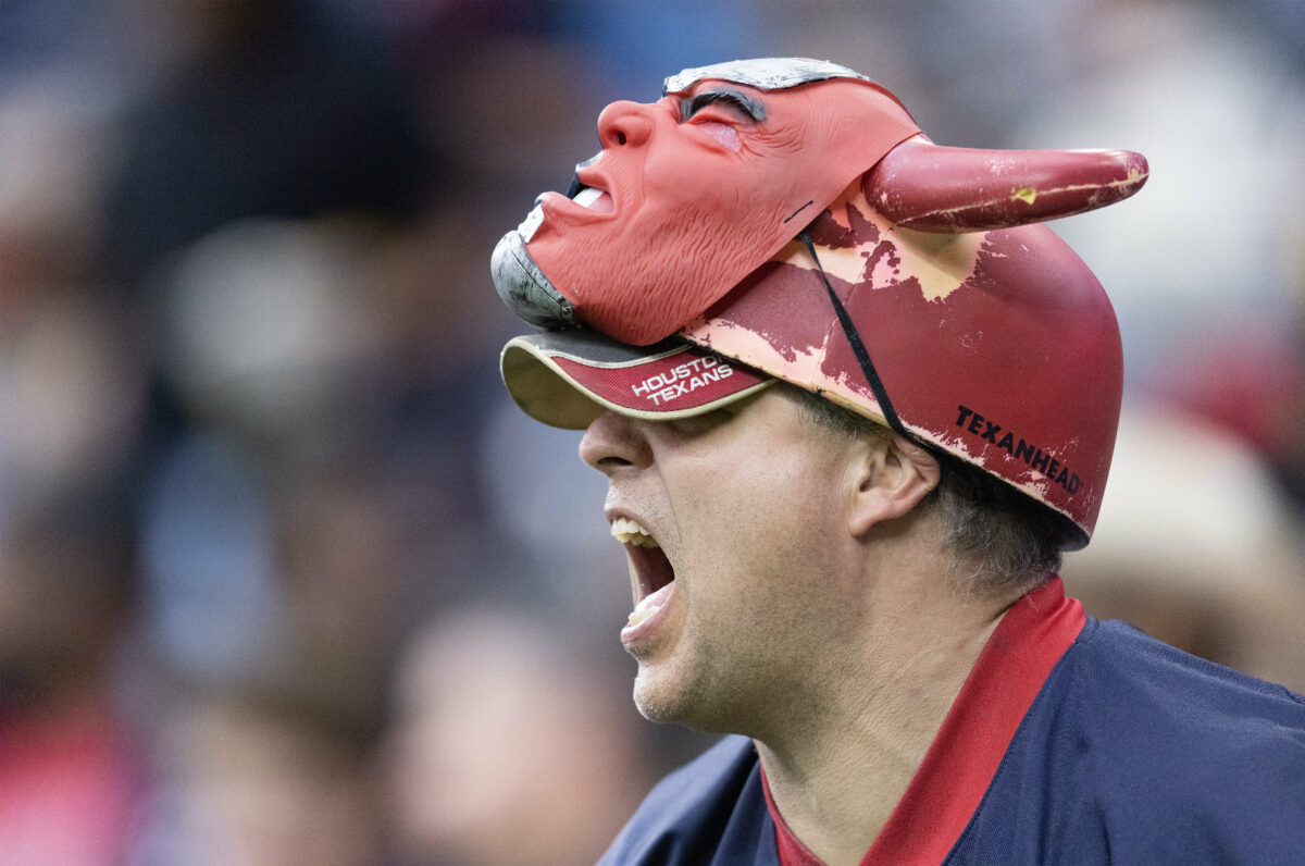Texans are set to host ‘Battle Red Day’ for matchup vs. Eagles