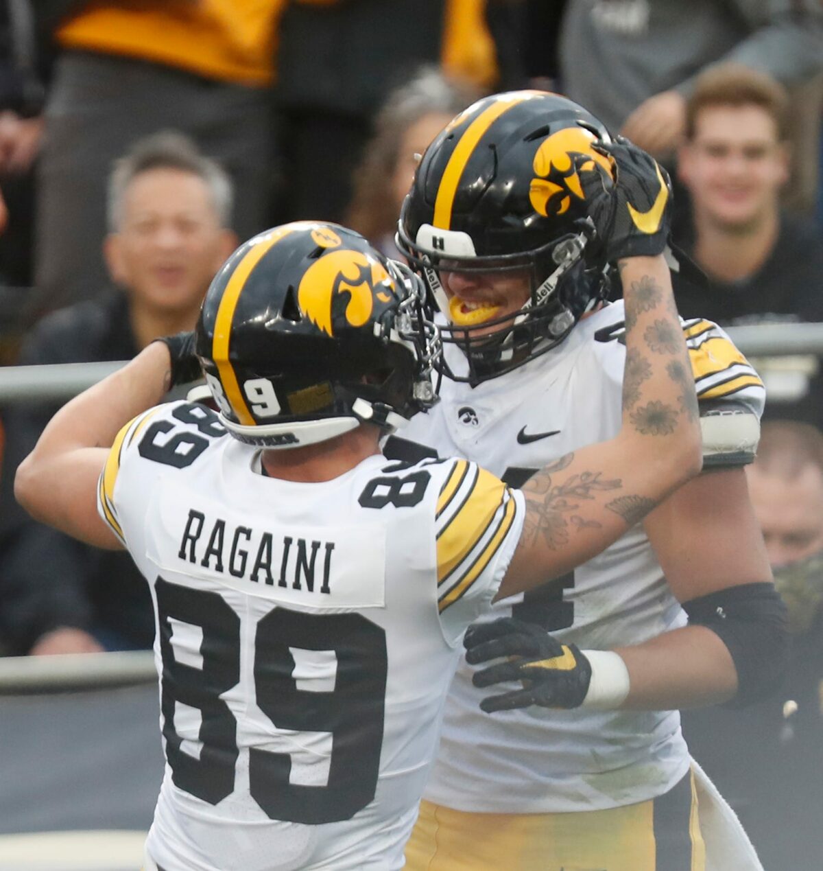 Iowa Hawkeyes tied with Notre Dame for largest jump nationally in CBS Sports 131 rankings