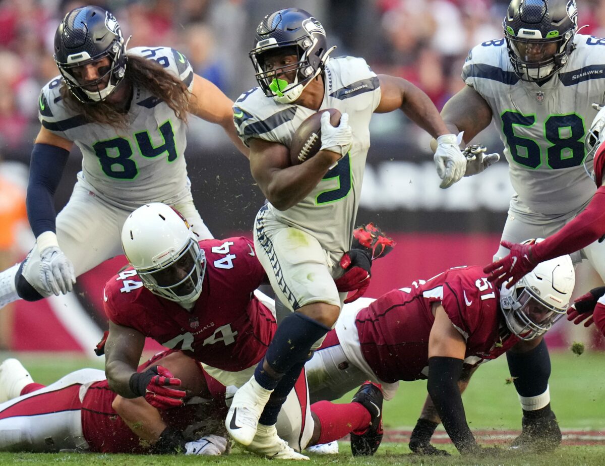 Seahawks, 49ers both hold tiebreakers over Cardinals in playoff race