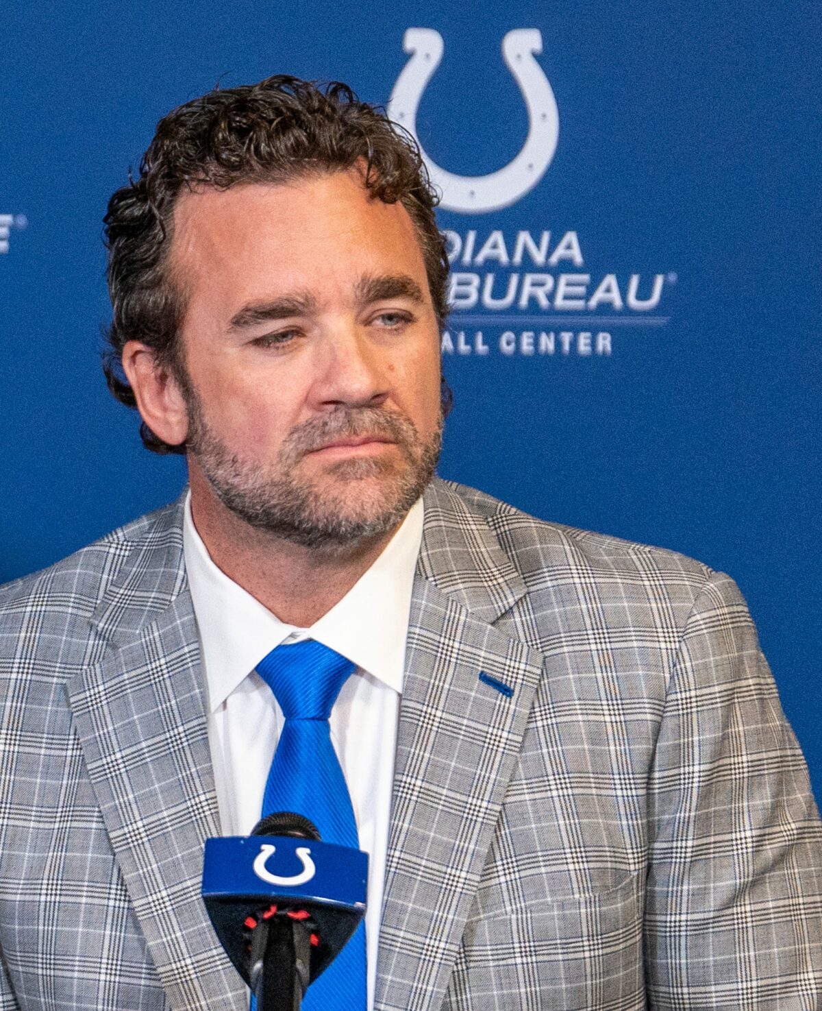 Colts’ Jeff Saturday gives impassioned speech on taking interim HC role