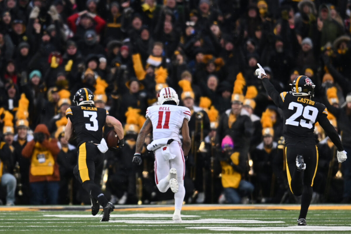 PHOTOS: Wisconsin falls to Iowa 24-10 in disappointing loss