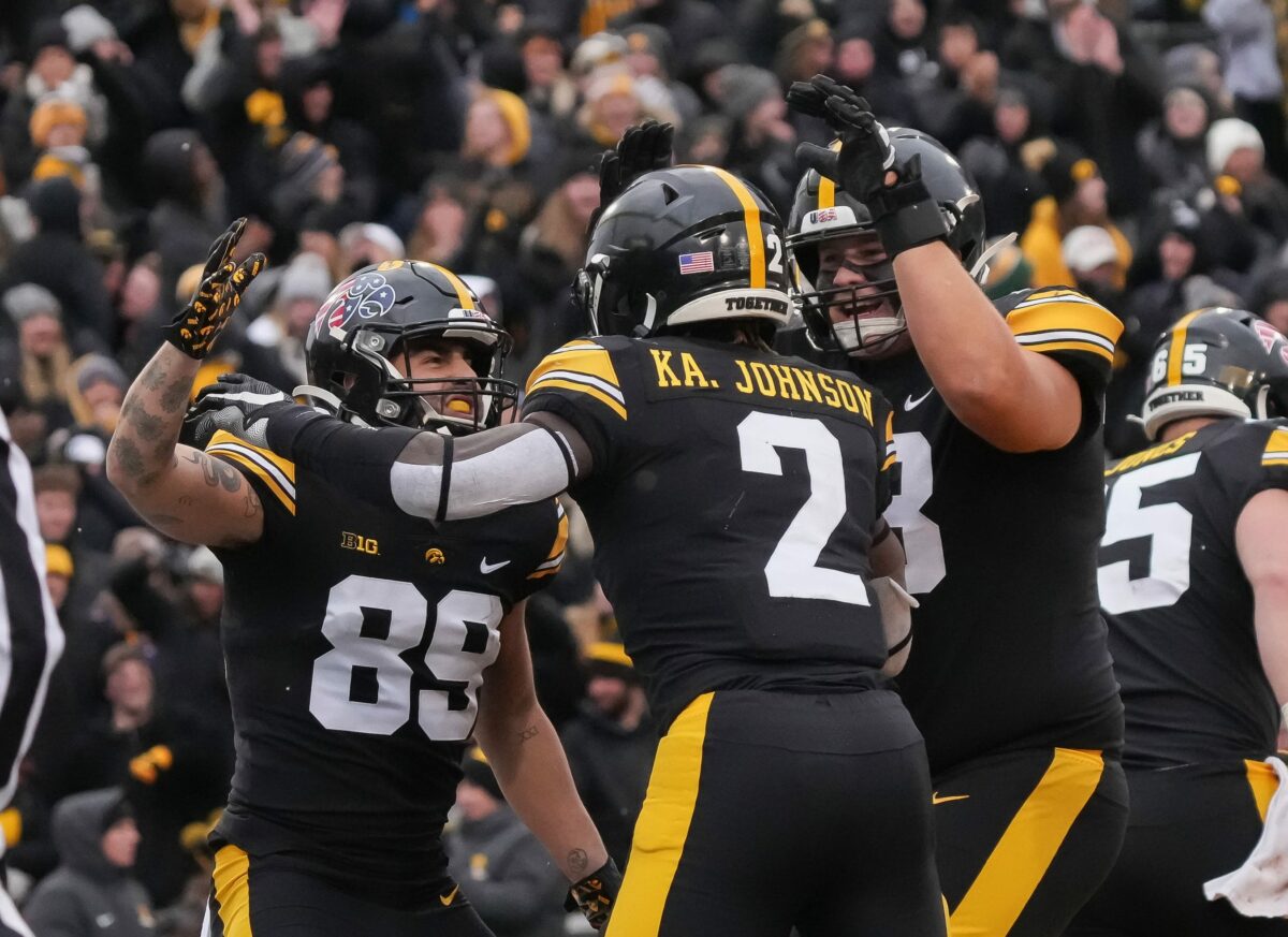 Where the Hawks may be headed: Week 11 Iowa Hawkeyes bowl projection round up
