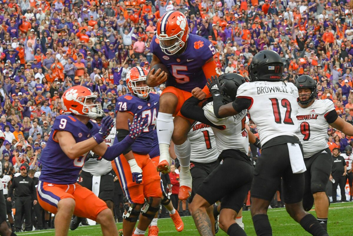 Clemson bounces back with a win over Louisville