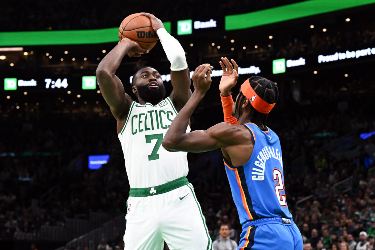 PHOTOS – Thunder at Celtics: Boston survives OKC 126-122 to extend streak to 7 games