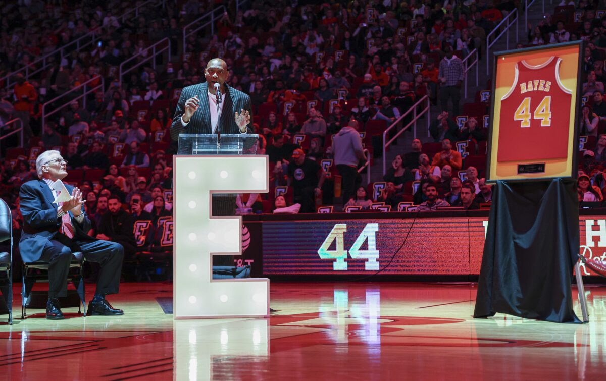 Rockets retire No. 44 jersey at Toyota Center for Elvin Hayes