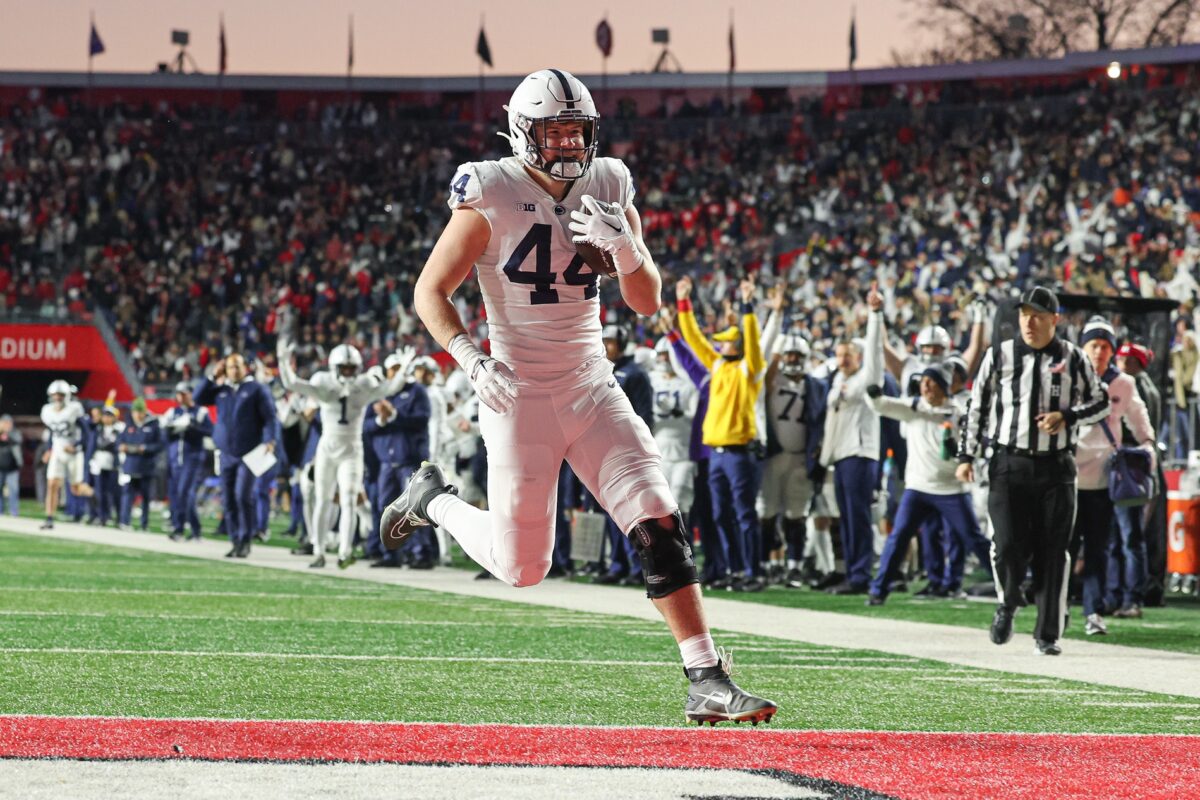 Best photos of Penn State’s lopsided win at Rutgers