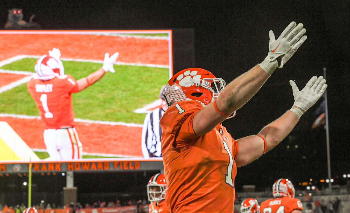 Clemson moves up again in the latest College Football Playoff rankings