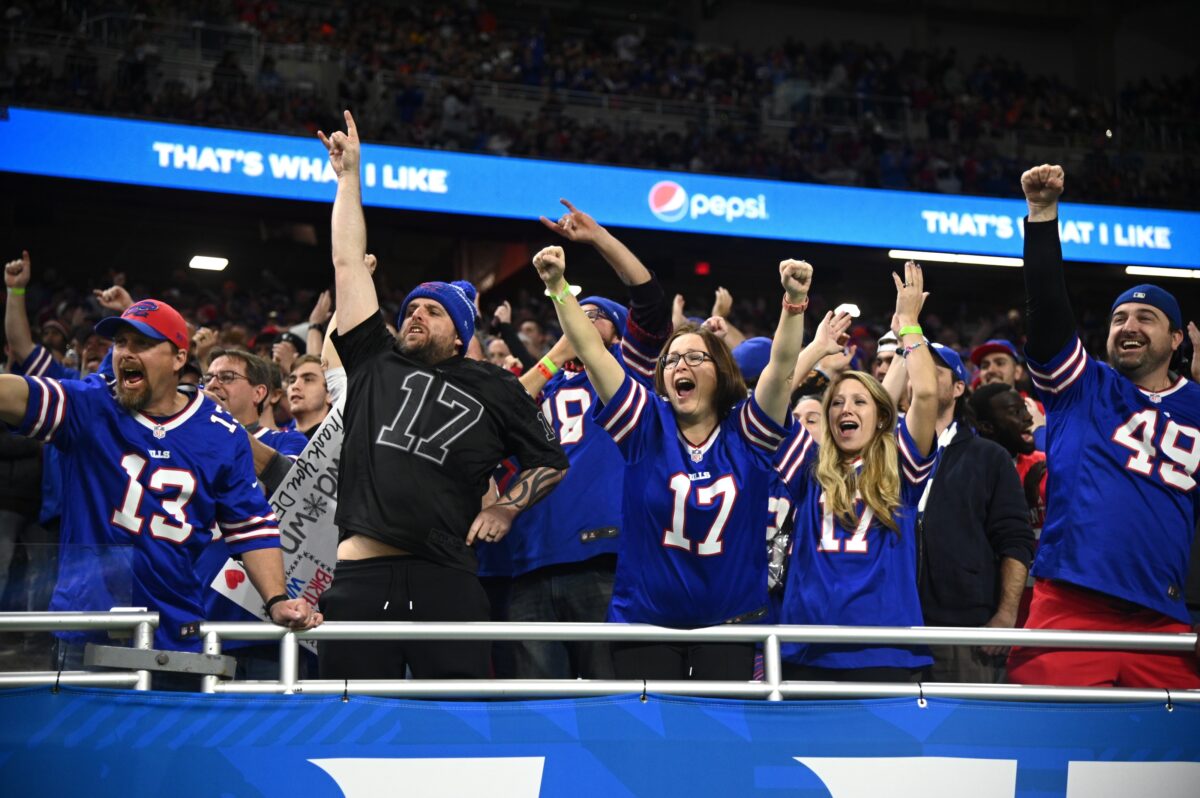 The Bills show class and gratitude with the Lions