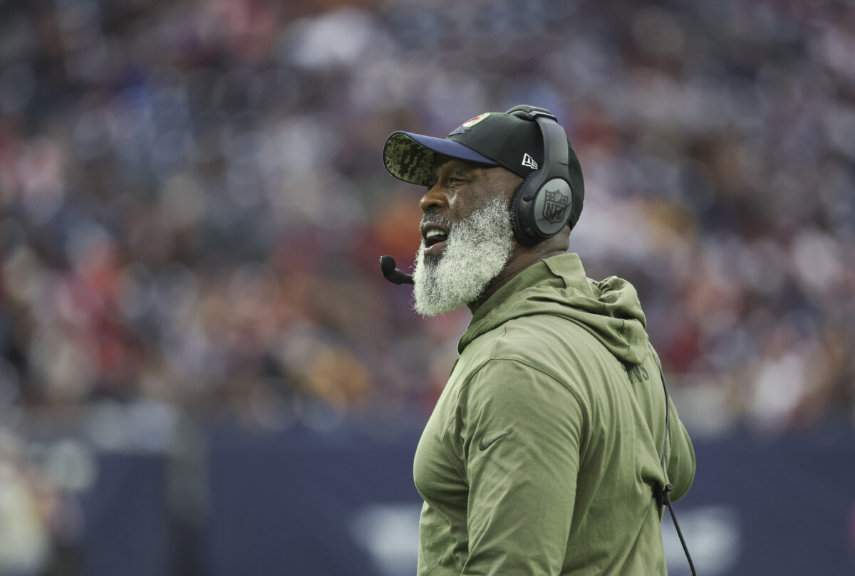 Texans coach Lovie Smith ‘not going to change’ when it comes to offensive coordinator
