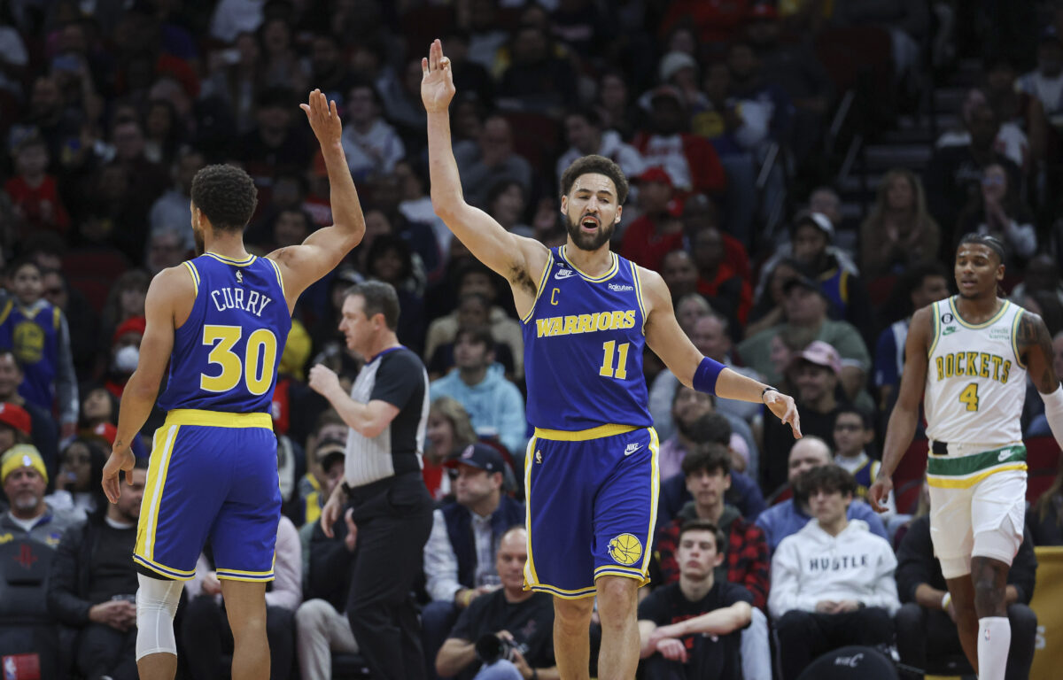 NBA Twitter reacts to Warriors winning first road game of season behind 41 points from Klay Thompson vs. Rockets