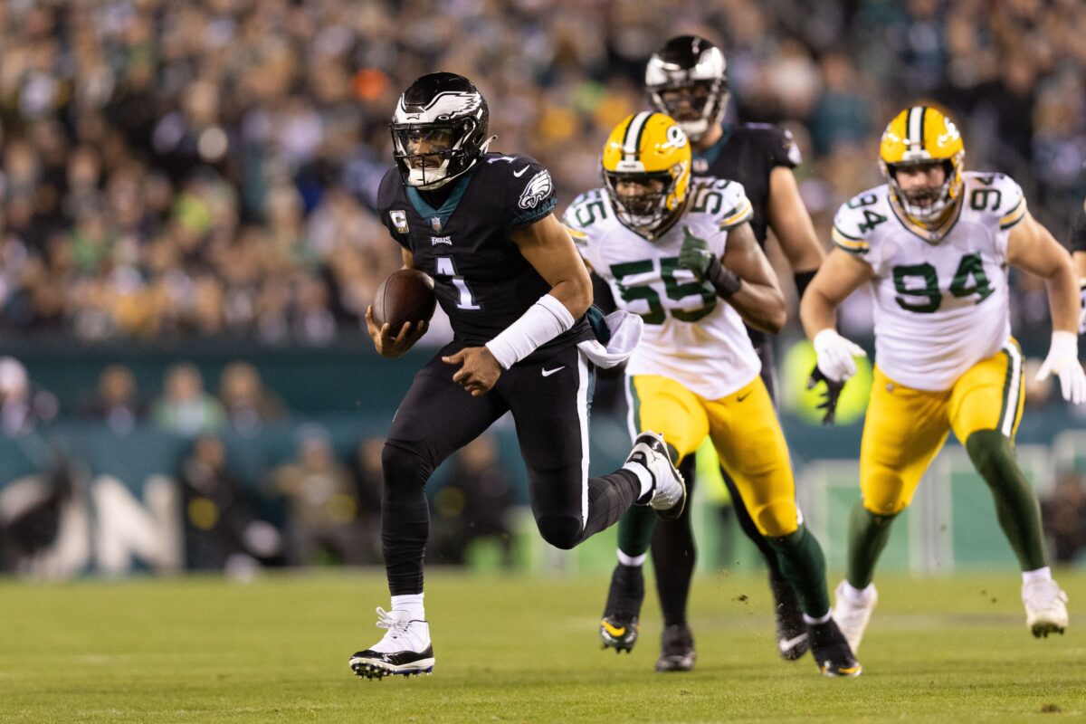 6 takeaways from first half as Eagles hold a 27-20 lead over Packers