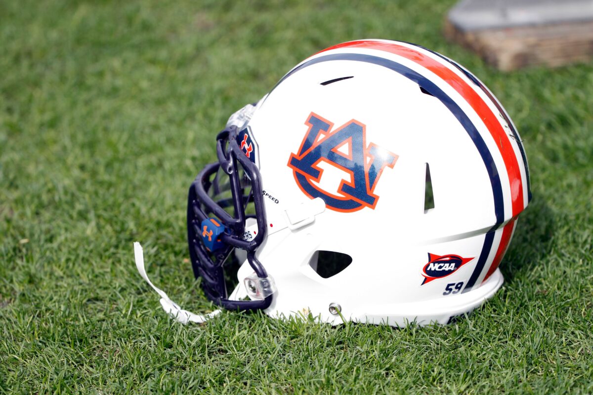 Auburn to use new kicker in Texas A&M matchup