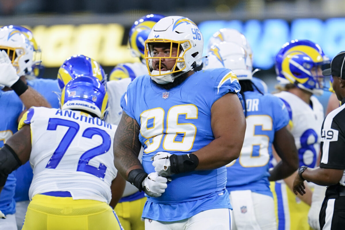 Report: Chargers signing DT Breiden Fehoko to active roster