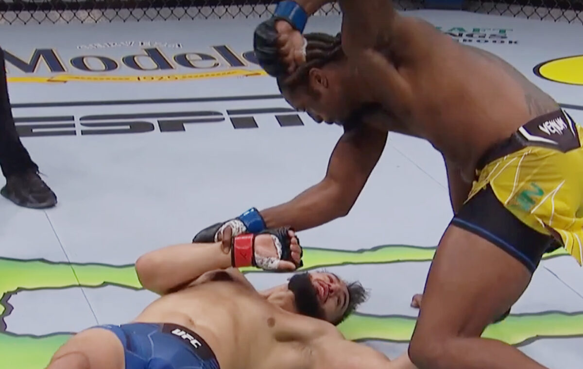 UFC 281 video: Ryan Spann destroys Dominick Reyes with vicious 80-second knockout