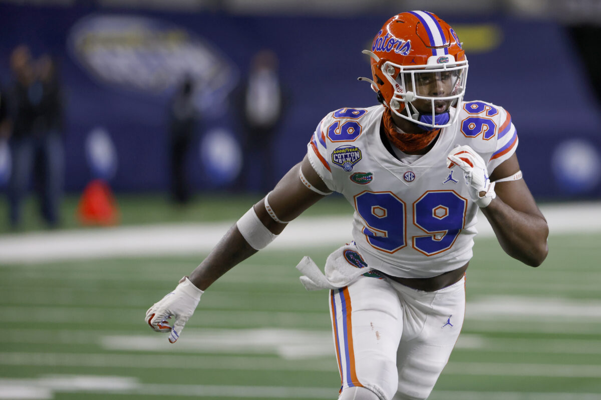 Gators redshirt sophomore EDGE joins others in transfer portal