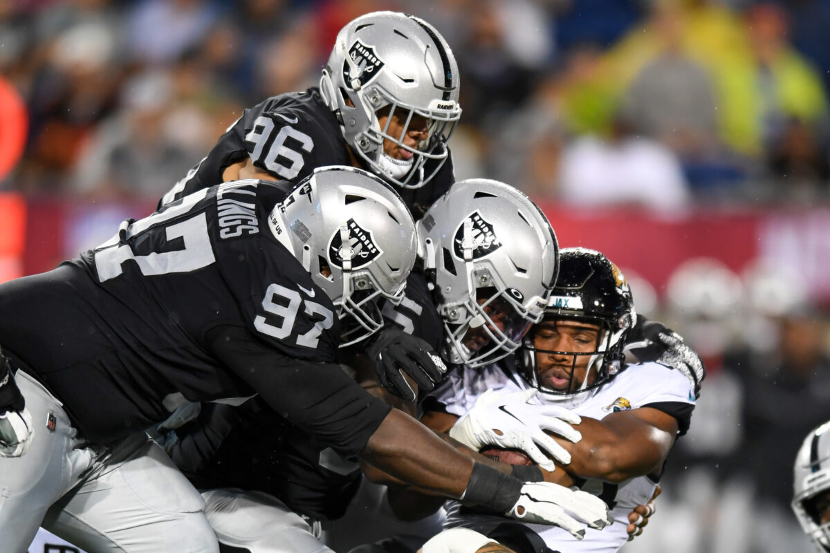 Raiders release DT Kendal Vickers, sign DT Kyle Peko to active roster off practice squad