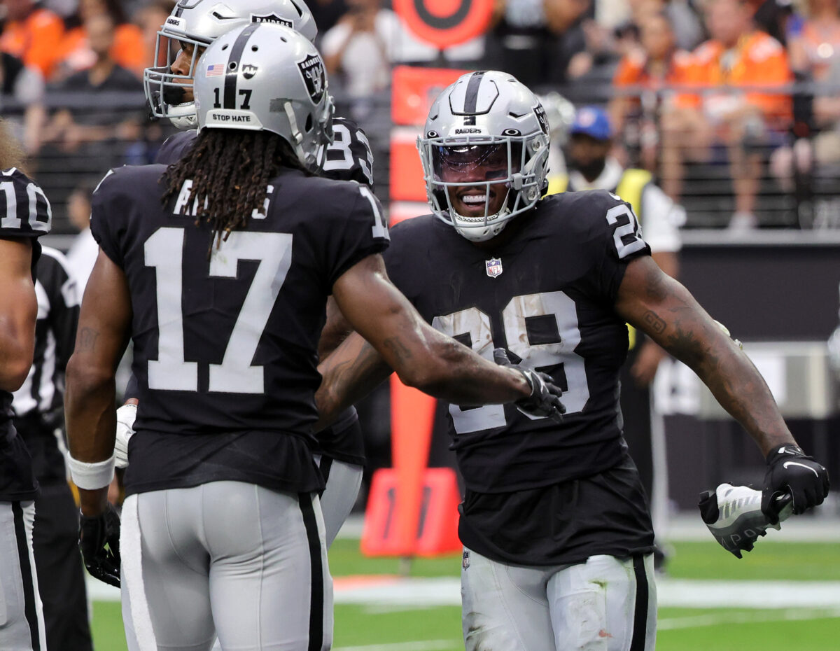 Josh Jacobs, Davante Adams approaching Raiders franchise records