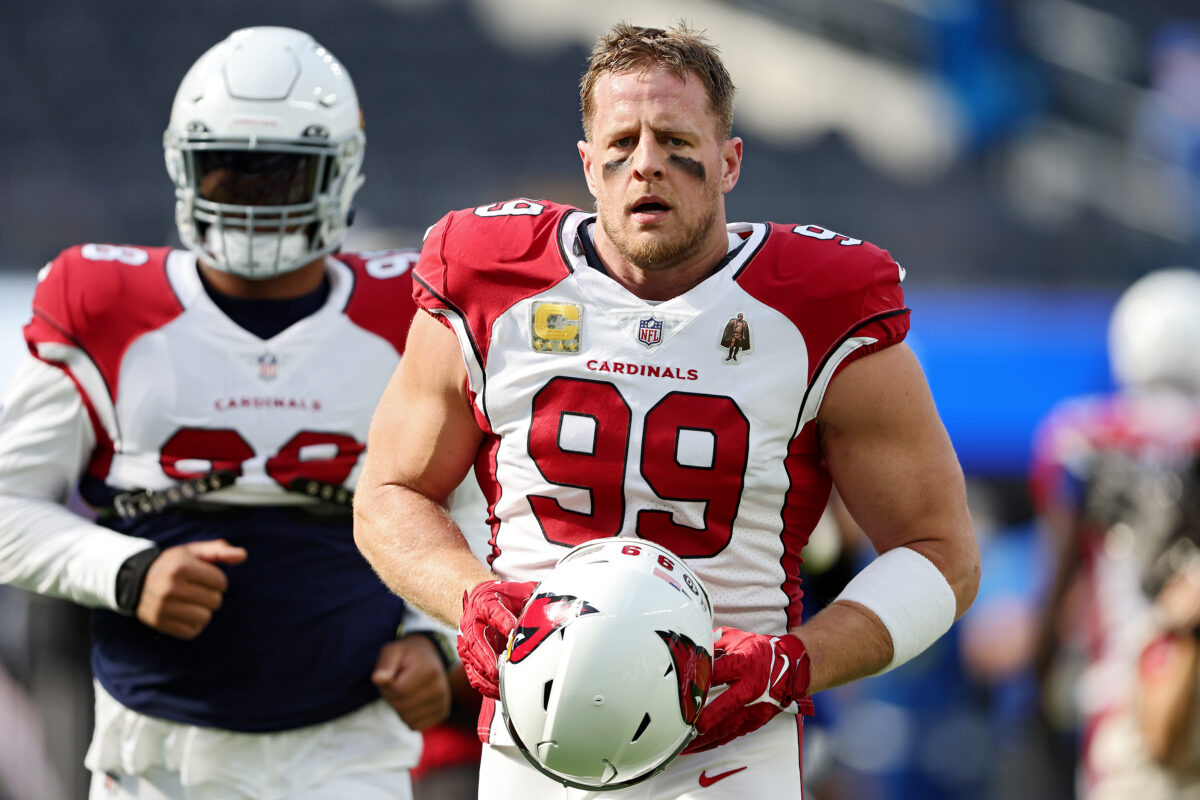 J.J. Watt gives teammate signed jersey after hilarious voice message