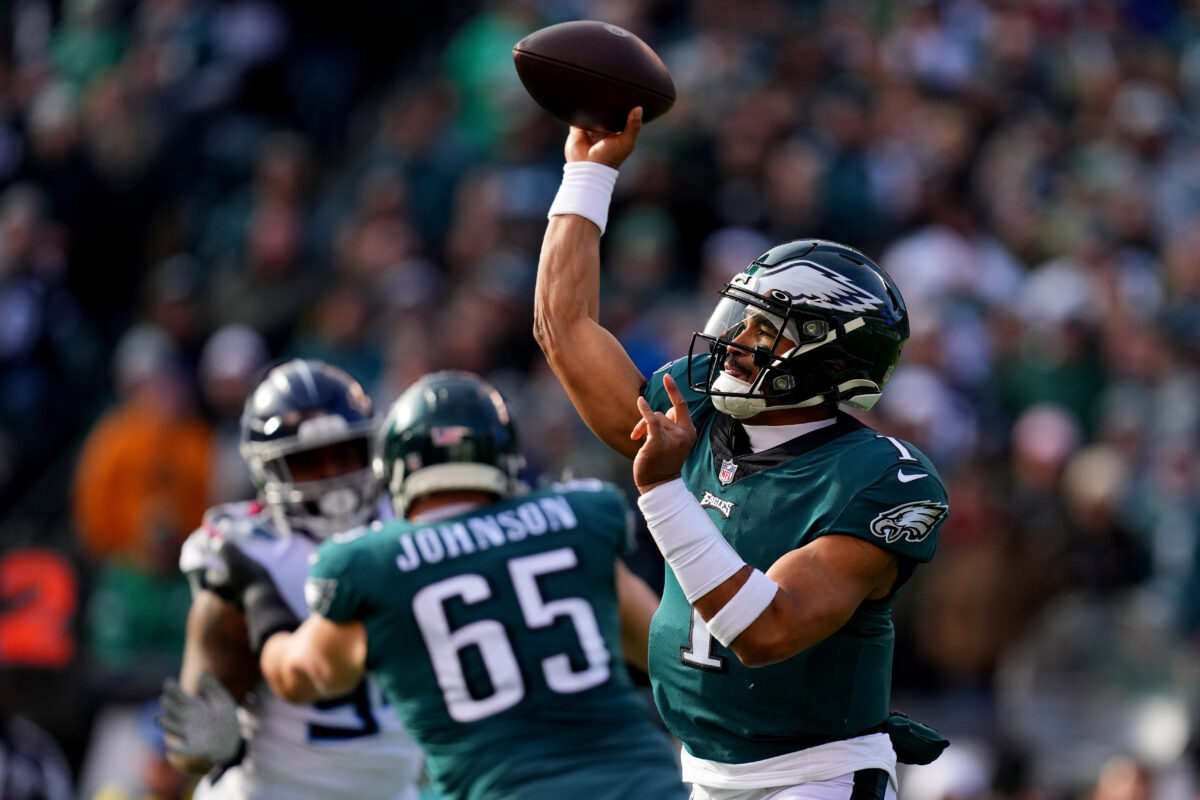 Eagles QB Jalen Hurts named NFC Offensive Player of the Week again after win over Titans