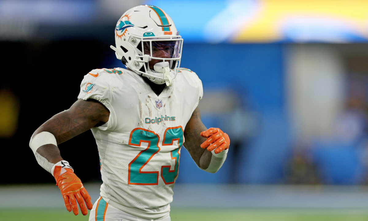 Dolphins RB still considers team to be a ‘top dog’ in the NFL