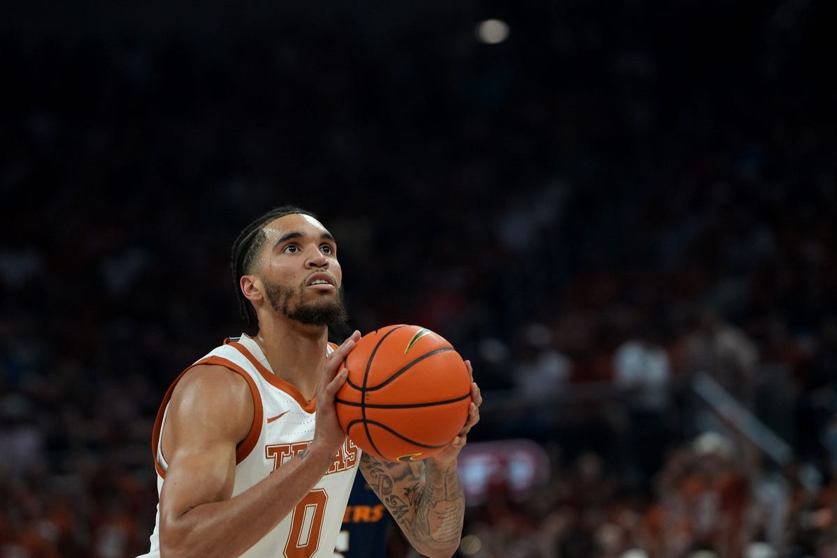 Texas basketball earns hard fought win over Stanford, 72-62