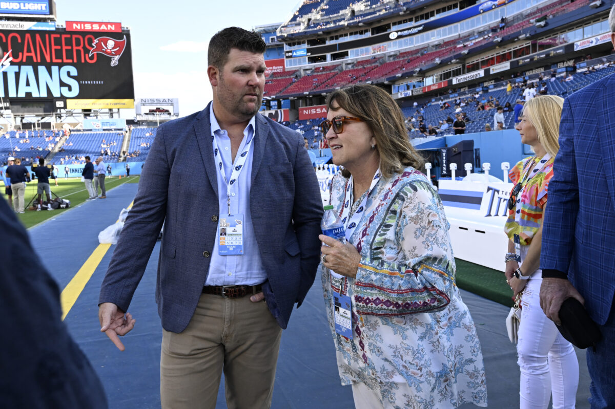 Schefter: Jon Robinson excluded Amy Adams Strunk from ‘a lot of conversations’