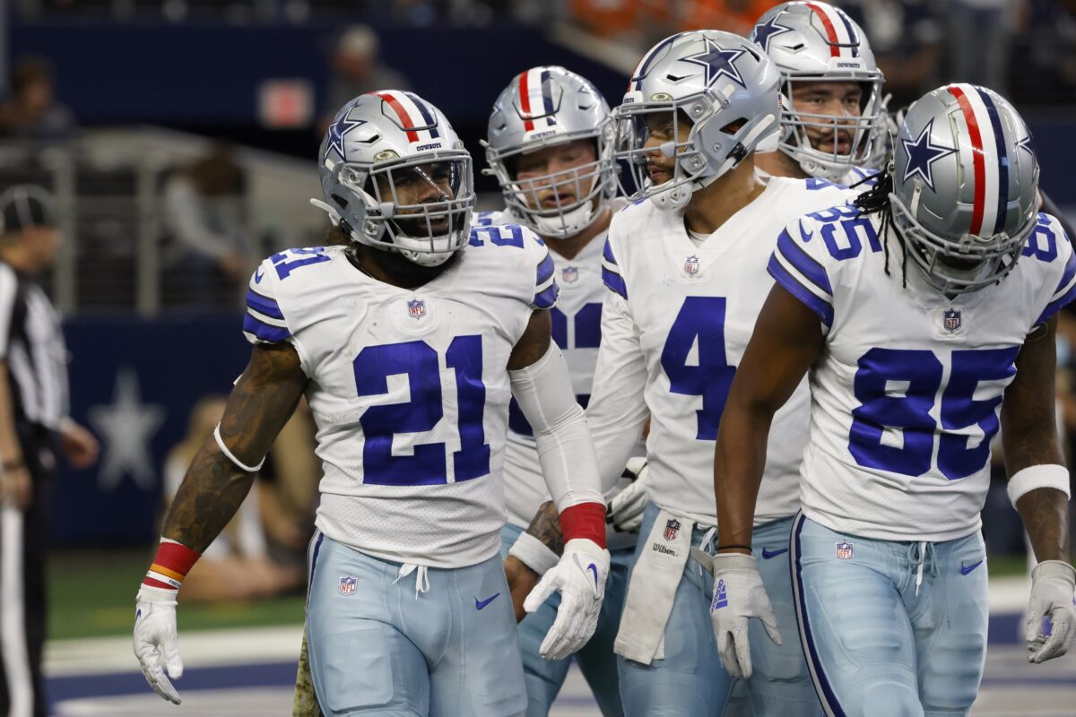 Cowboys to bring back red, white, and blue helmet stripes Sunday night
