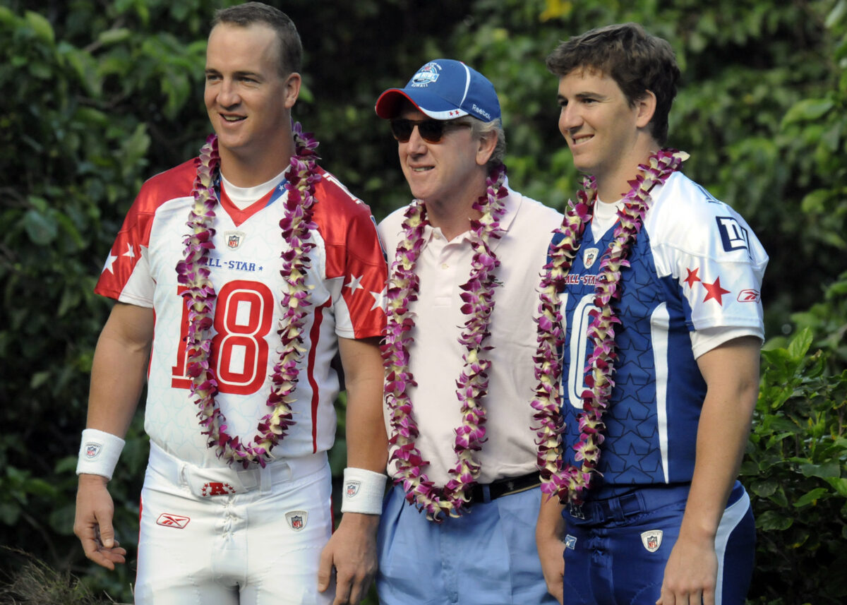 Peyton and Eli Manning to coach NFL’s flag football teams at Pro Bowl