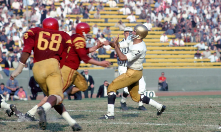 Caleb Williams creates special, historic link with 1964 Heisman Trophy winner who lost to USC