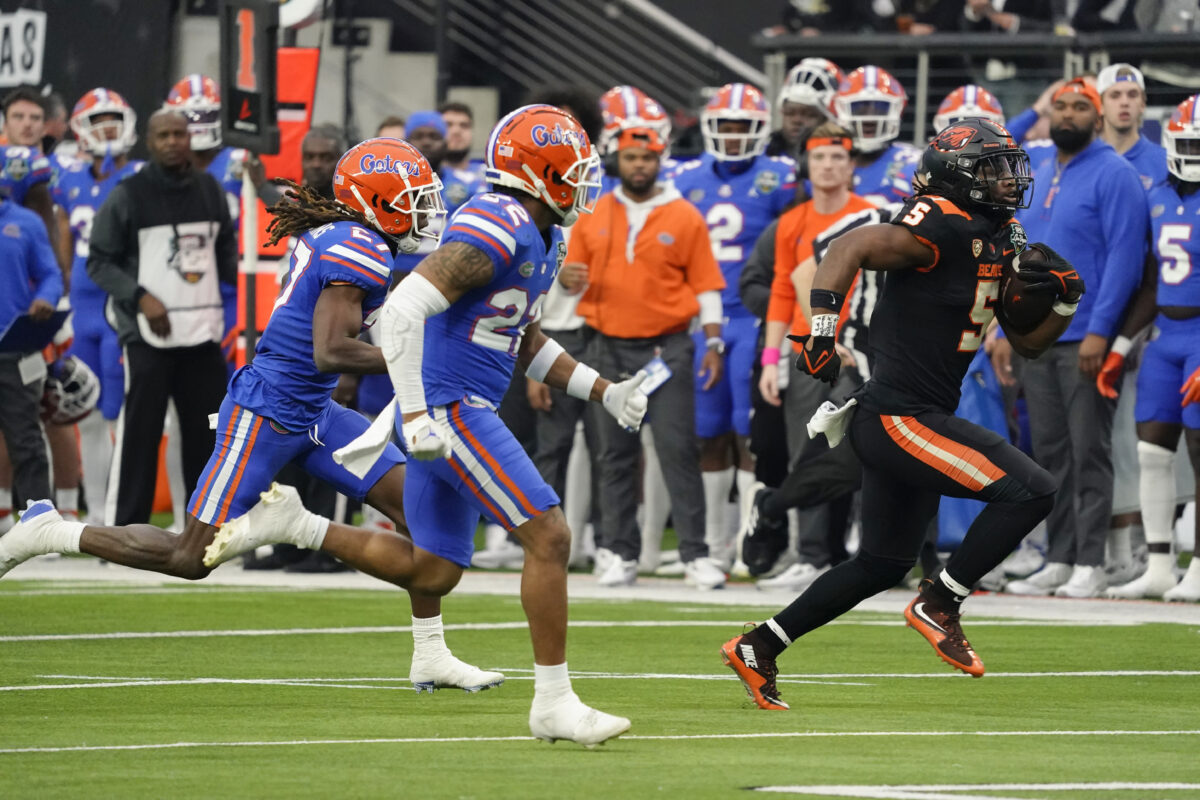 Social media’s reactions during Florida’s 30-3 loss to Oregon State in Las Vegas Bowl