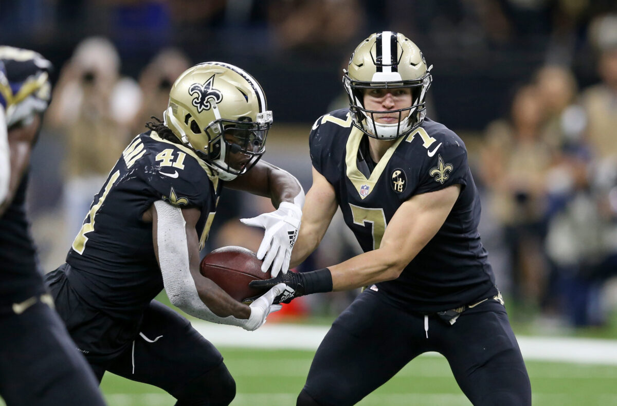 Saints dress out just two running backs vs. Falcons, setting up a big day for Taysom Hill