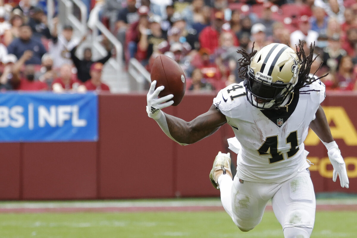 Alvin Kamara jokes ‘I’ll ask Pete’ about running more screen plays, talks Saints offensive issues
