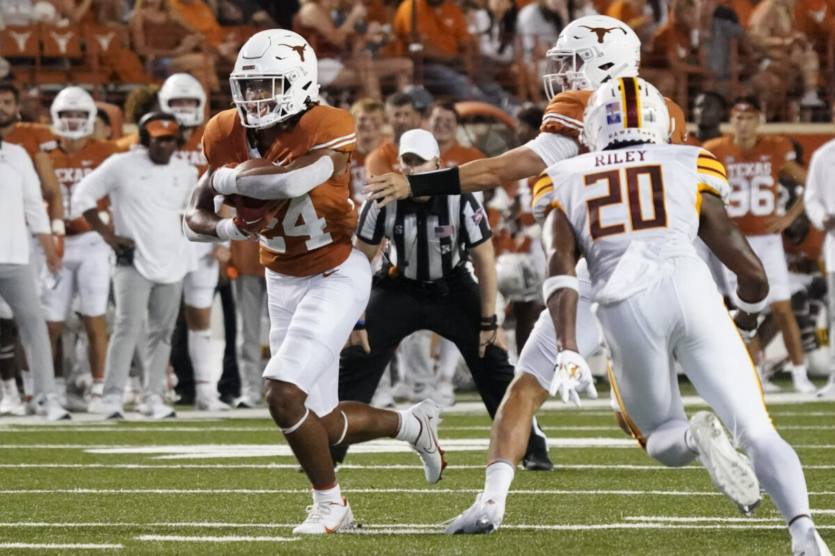 Texas RB Jonathon Brooks has ‘big shoes to fill’ in 2023