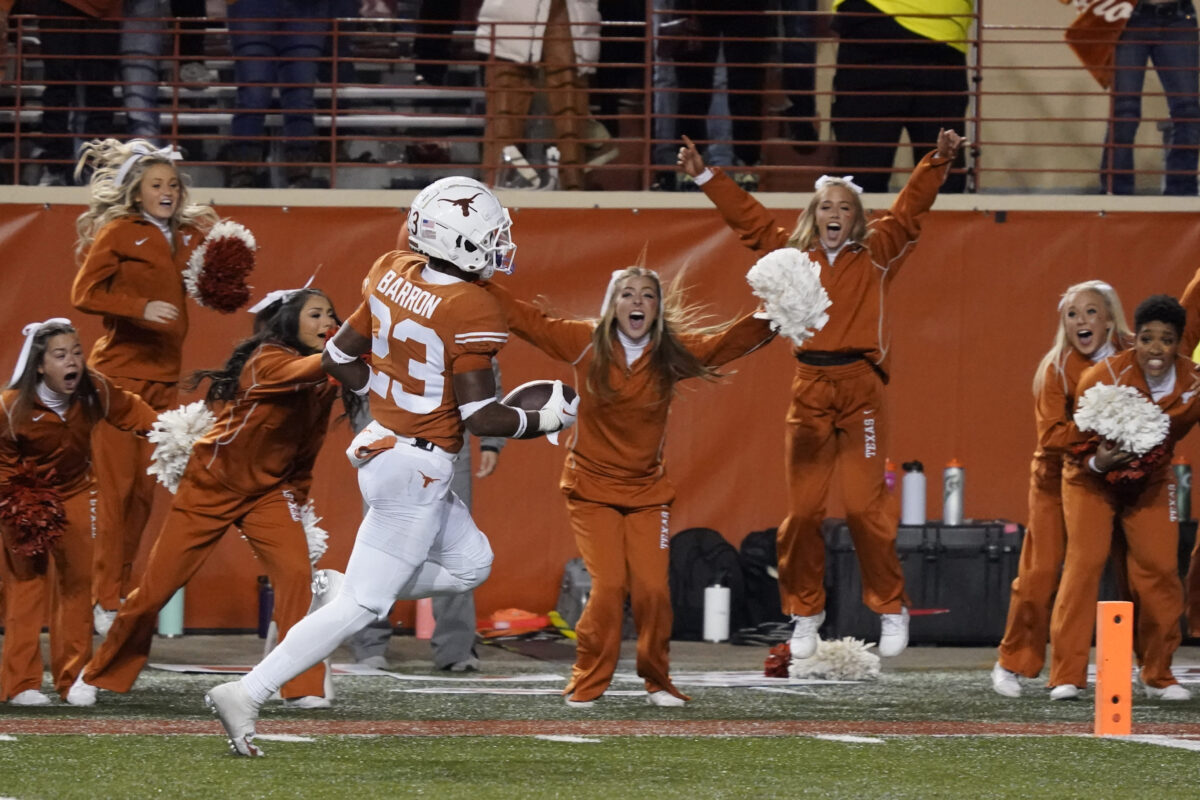 Looking at where Texas lands in recent CBS bowl projections