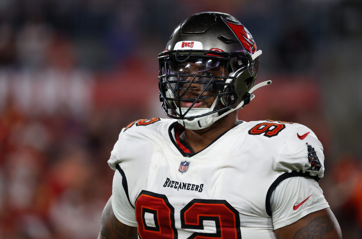 Bucs DL William Gholston nominated for NFL Walter Payton Man of the Year