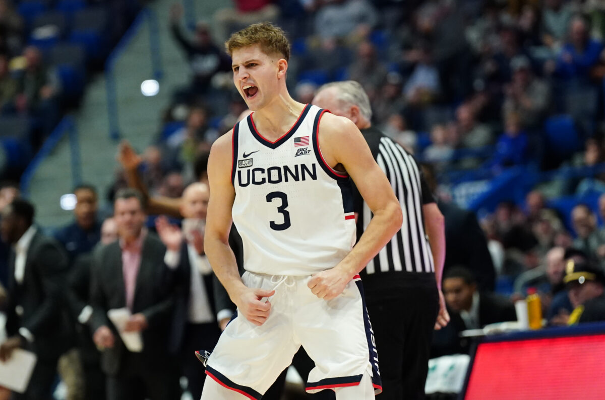 Georgetown at UConn odds, picks and predictions