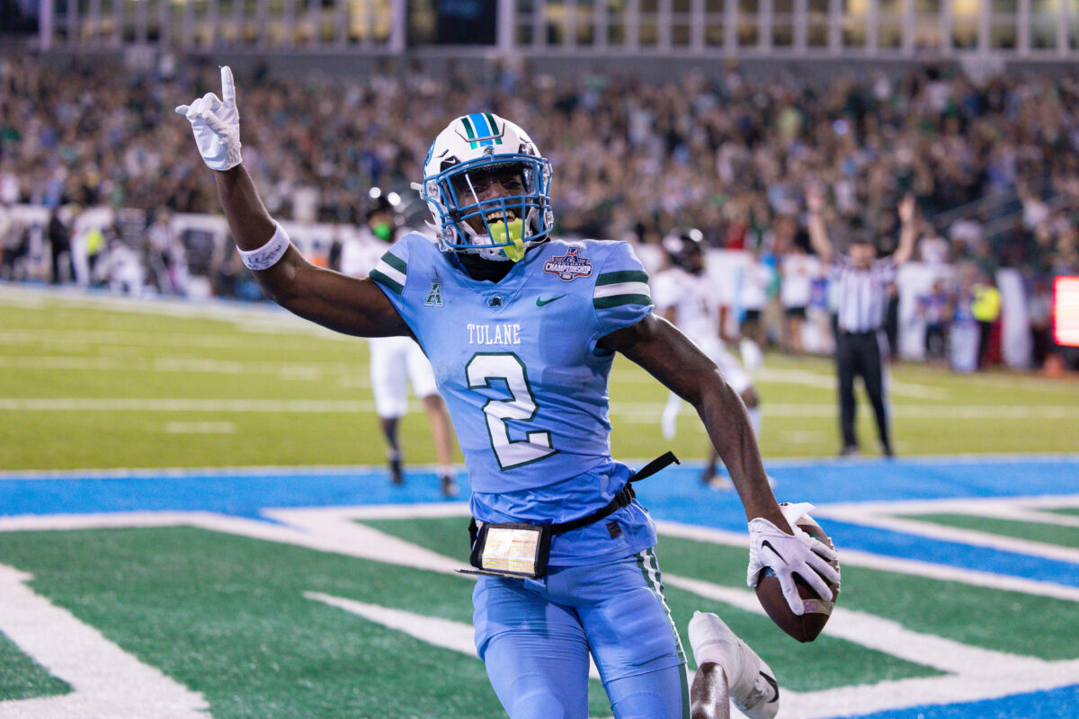 Bowl season means teams should wear double home jerseys, just like USC and UCLA