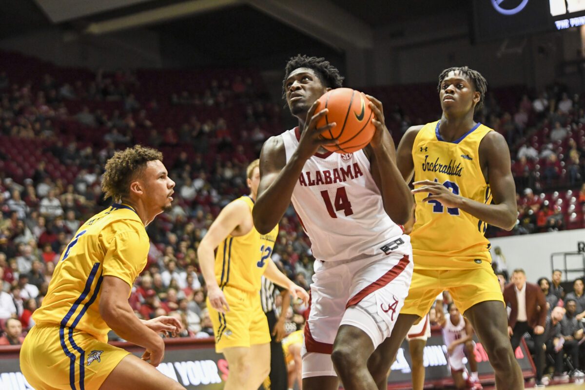 Alabama MBB overcomes second-half rally by Jackrabbits to improve to 7-1
