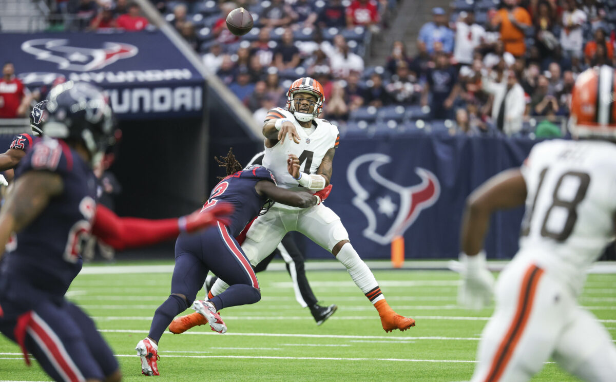 Deshaun Watson just along for the ride in Browns’ 27-14 win over the Texans