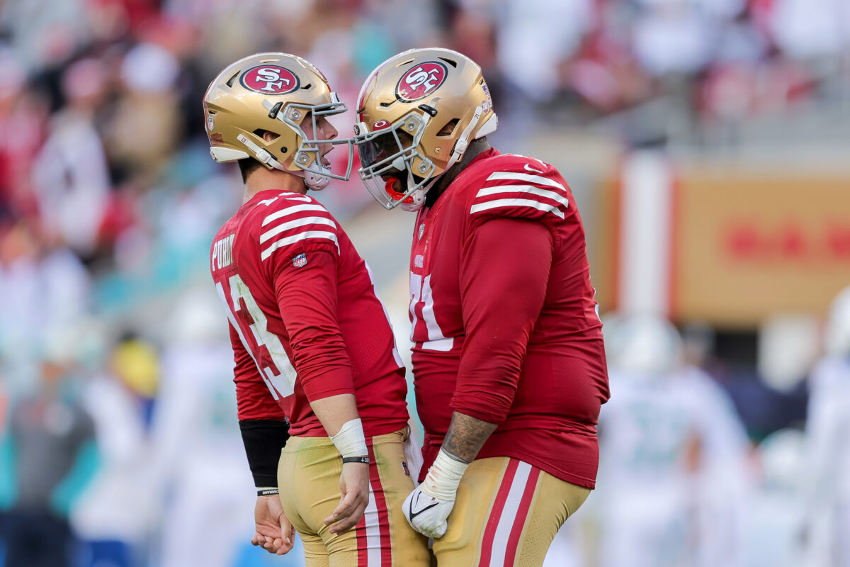 Notebook: 49ers overcome Jimmy Garoppolo injury, beat Dolphins