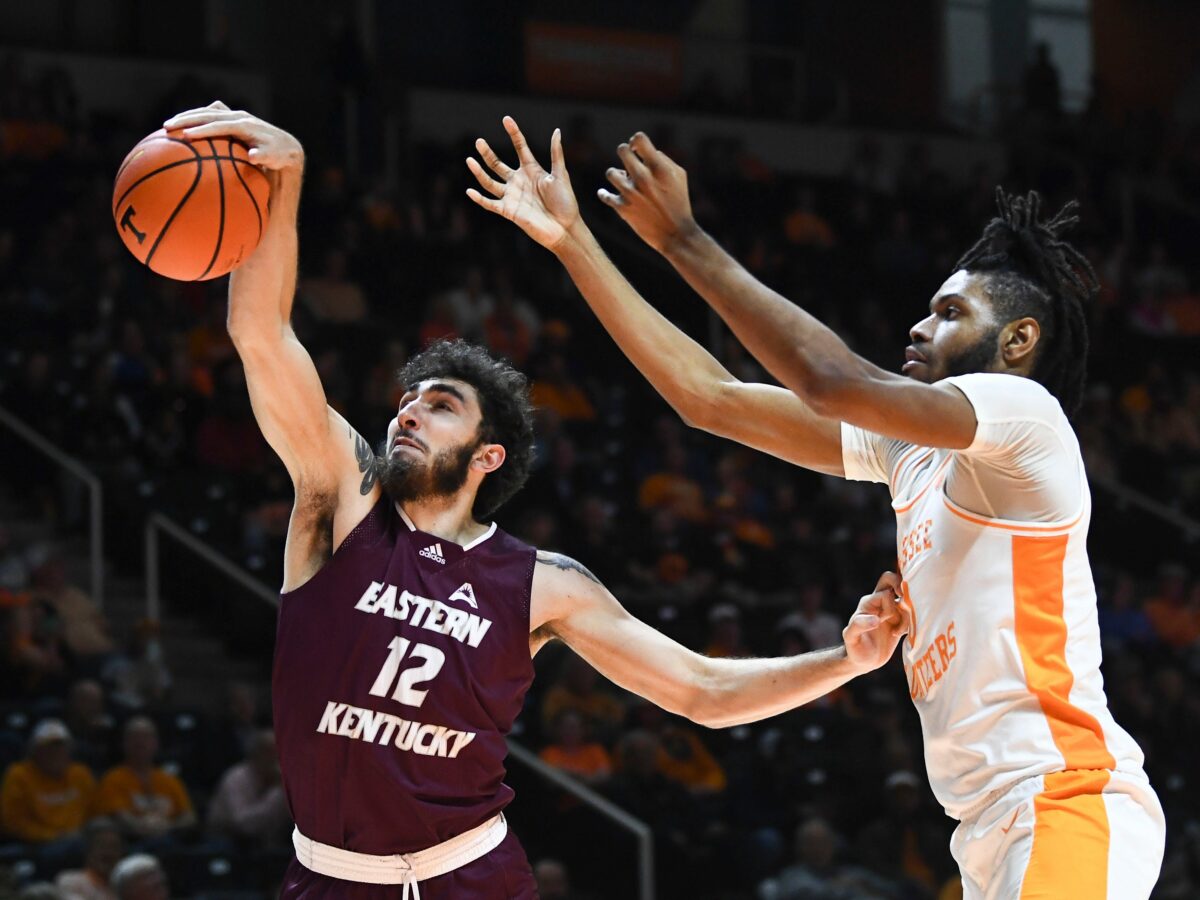 No. 7 Vols record seventh game holding opponent under 33 percent shooting