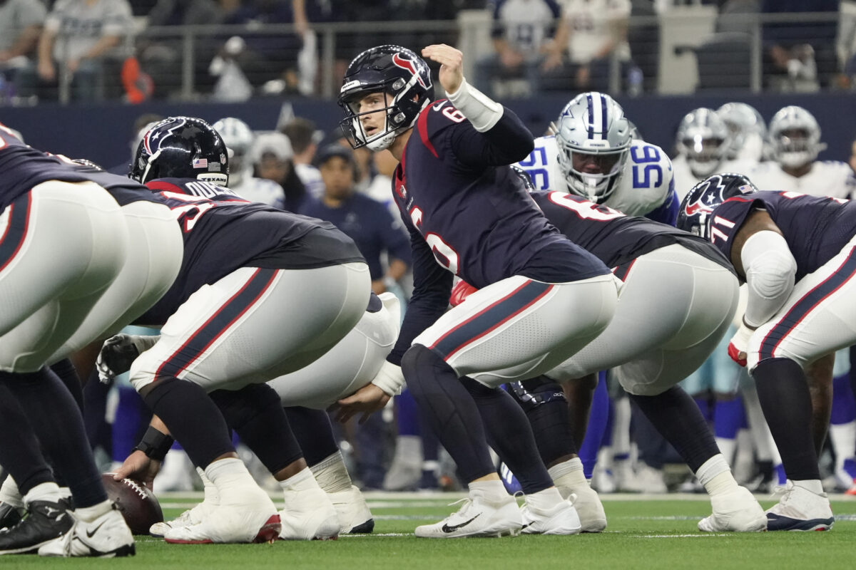 Texans OC Pep Hamilton deployed two quarterback system to create conflicts on defense