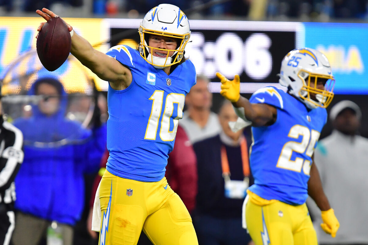 Studs and duds from Chargers’ win over Dolphins