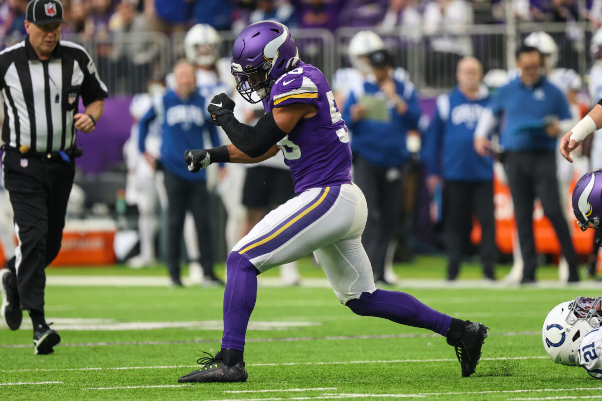 Vikings complete largest comeback in NFL history, win NFC North
