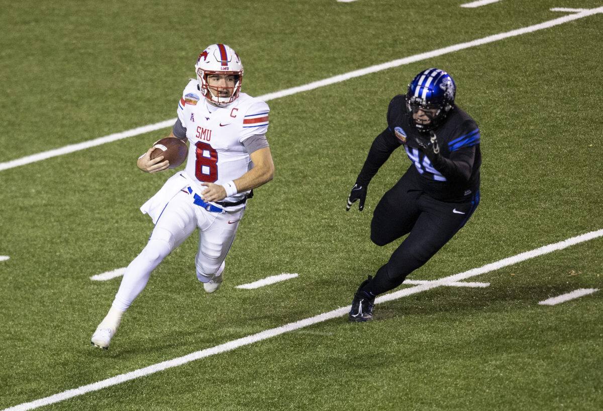 Wisconsin officially lands SMU tranfer QB Tanner Mordecai