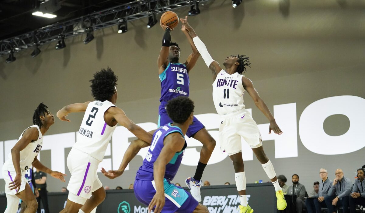 Hornets’ Mark Williams posted a monster double-double in the G League
